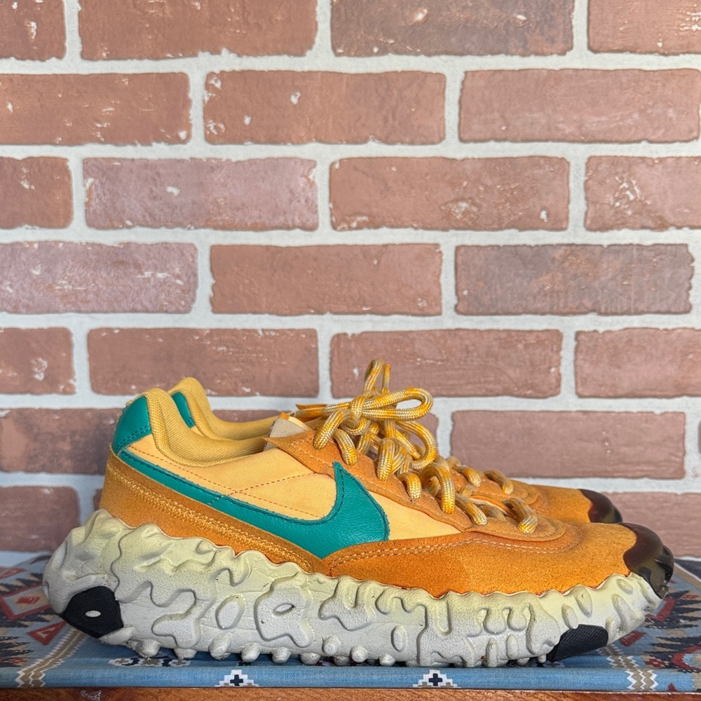 Nike Overbreak size 10